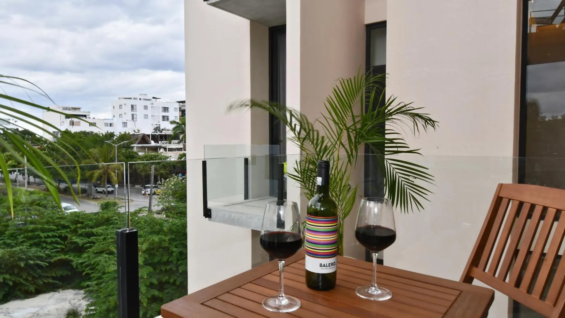 Ceren Luxury Apartments At Fifth Avenue By Spot Rentals Playa del Carmen Messico