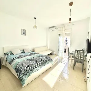  Apartment Luna Ensuites Centro Spain