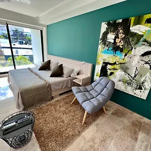  Apartment Luxury Location!