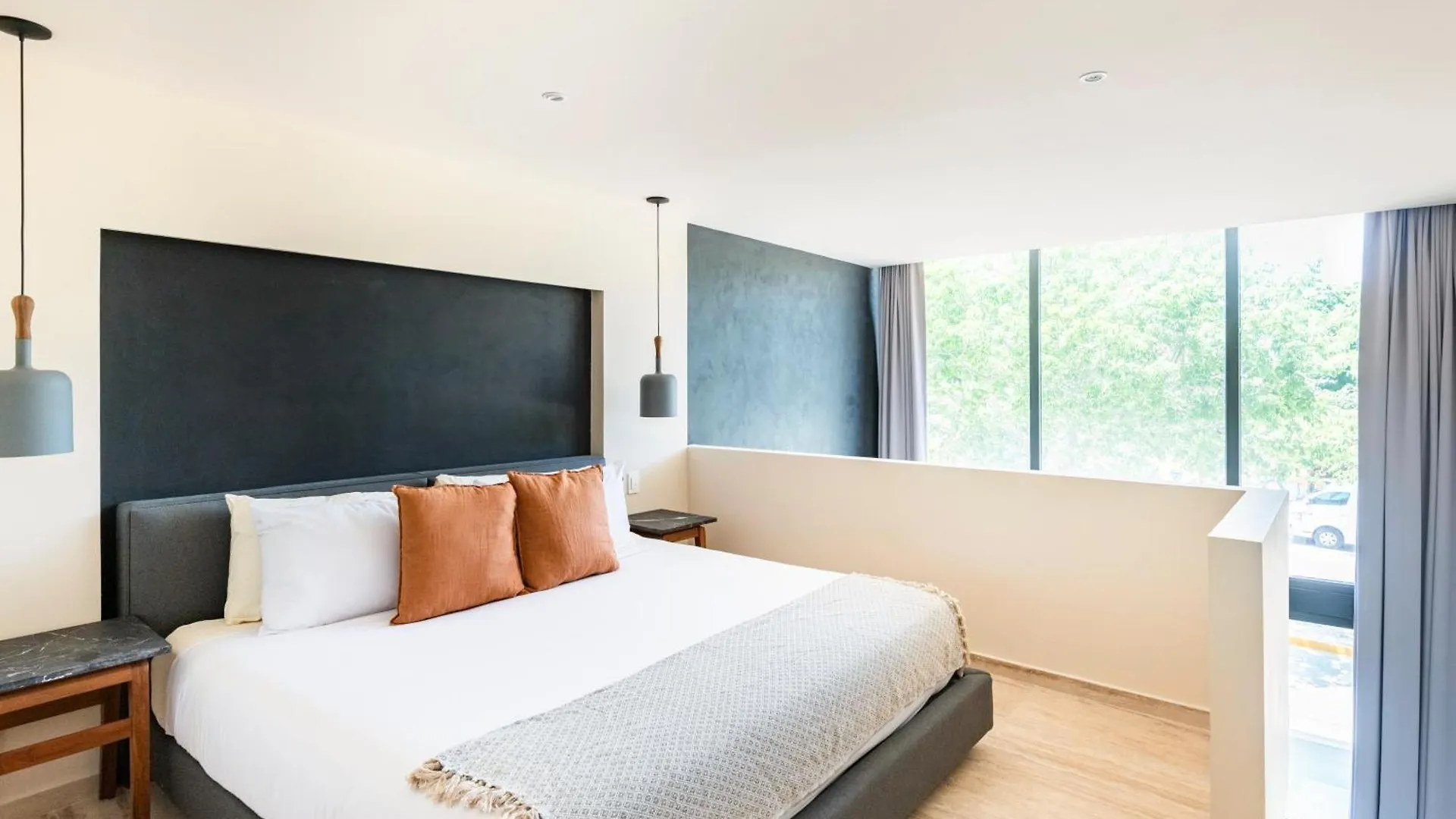 Ceren Luxury Apartments At Fifth Avenue By Spot Rentals Playa del Carmen