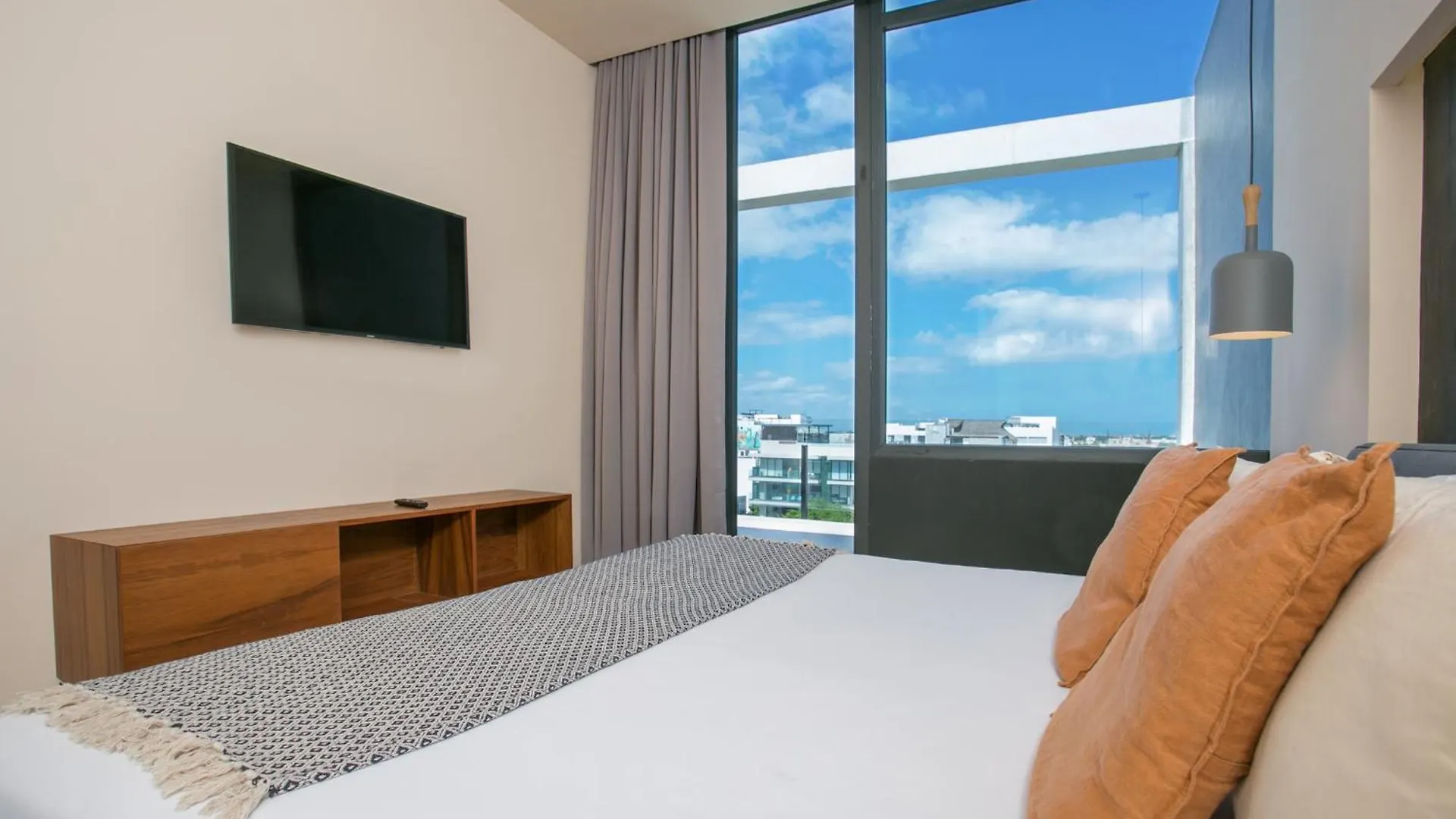 Ceren Luxury Apartments At Fifth Avenue By Spot Rentals Playa del Carmen