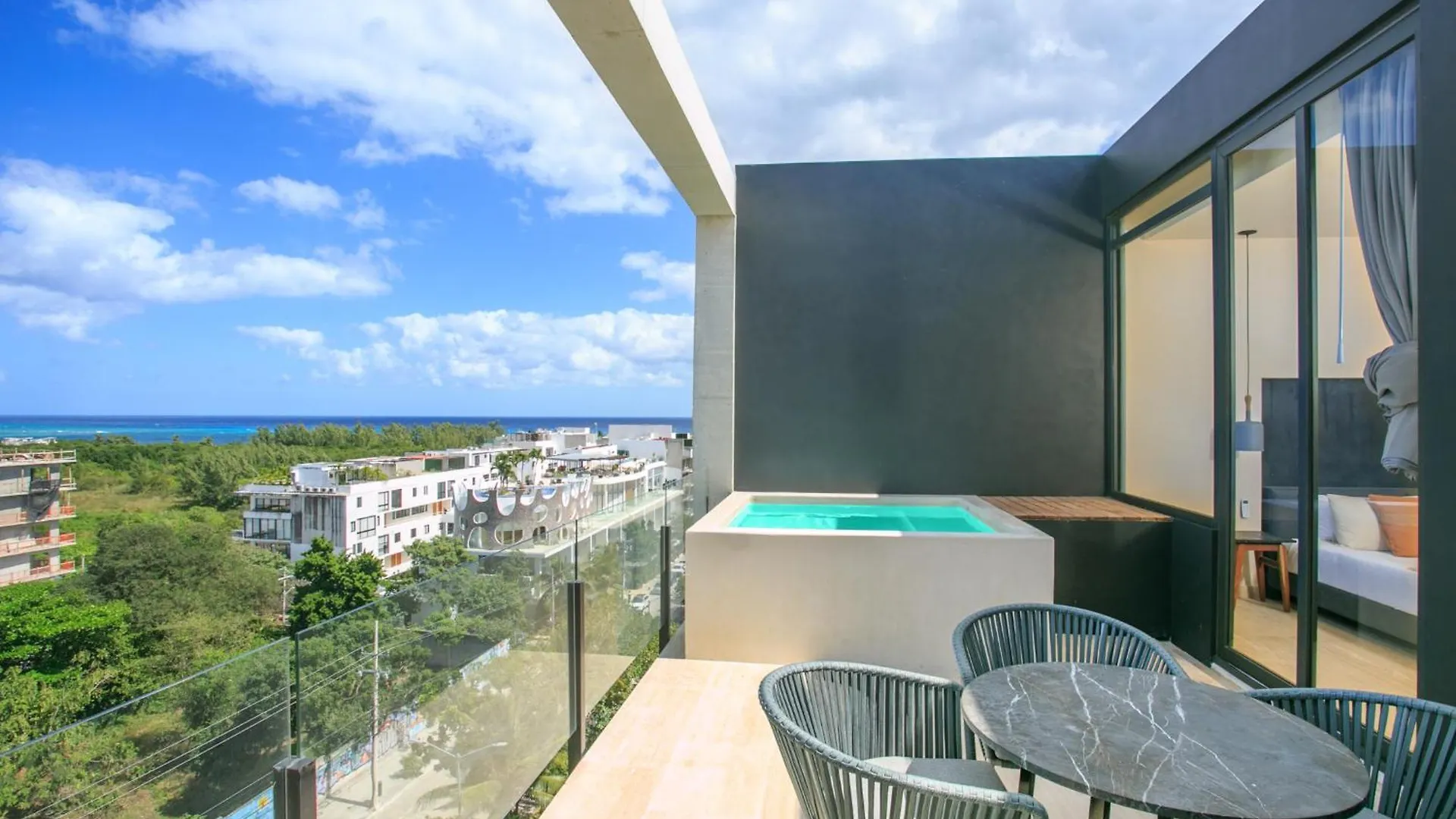 Ceren Luxury Apartments At Fifth Avenue By Spot Rentals Playa del Carmen Mexico